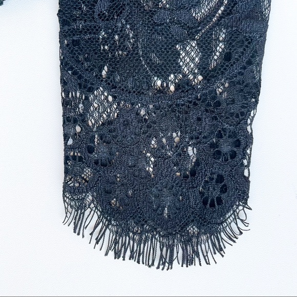 H&M Lace Fit & Flare Black Dress (Size 2) - Picture 3 of 4